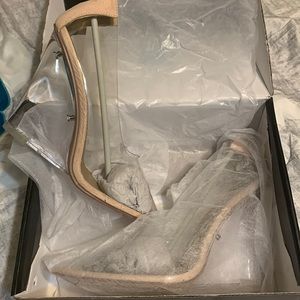 Cinderella nude size 9 wedge